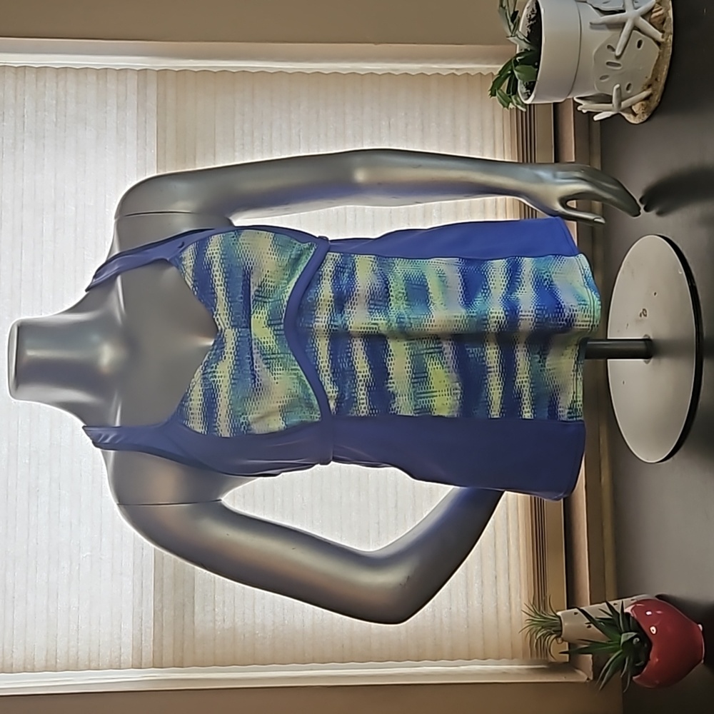 NIKE Tankini Swim Top - Size L/XL